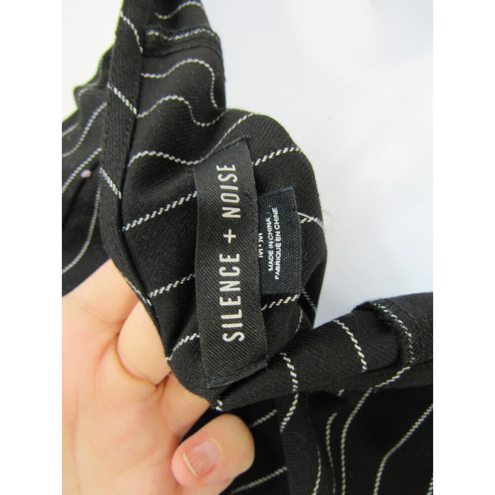 NWT Urban Outfitters Med Silence + Noise Aliyah Stripe Halter Top *small flaw* - Picture 9 of 9